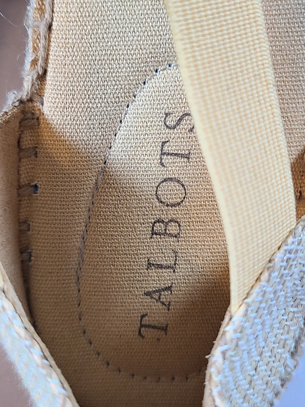 Talbots Womens Casual Beige Tan Crisscross Espadrille Flats Size 6.5